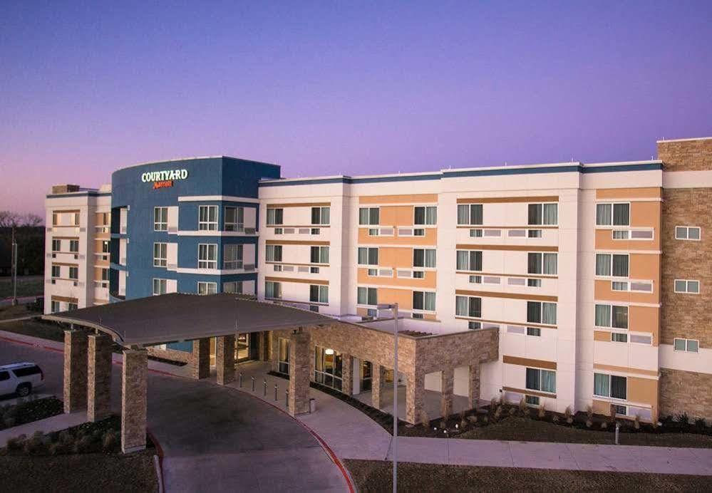 Courtyard By Marriott Dallas Midlothian At Midlothian Conference Center Kültér fotó
