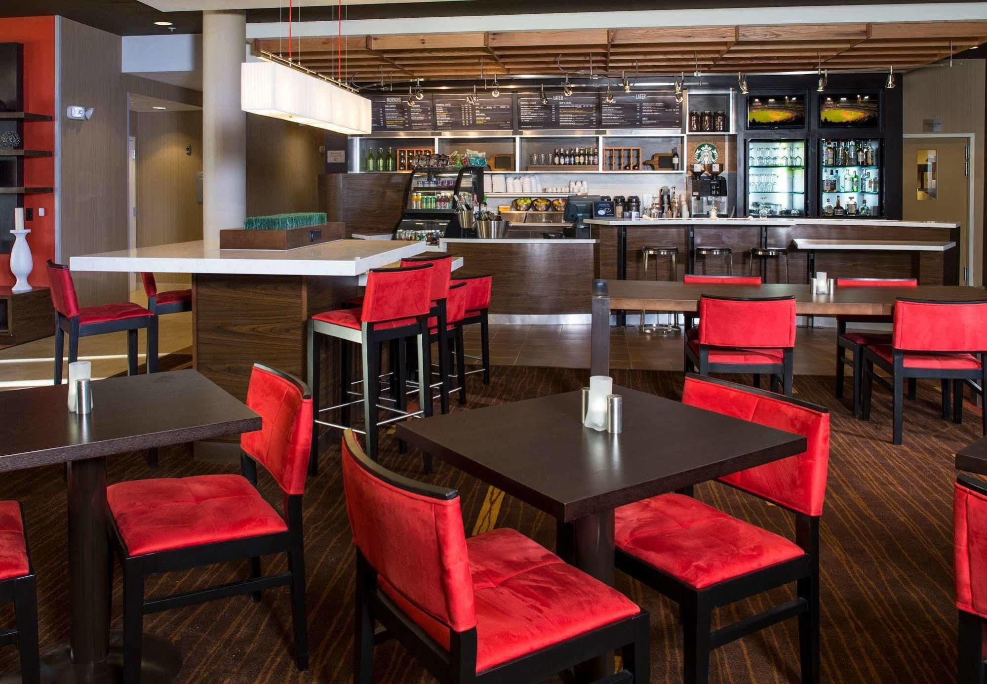 Courtyard By Marriott Dallas Midlothian At Midlothian Conference Center Kültér fotó