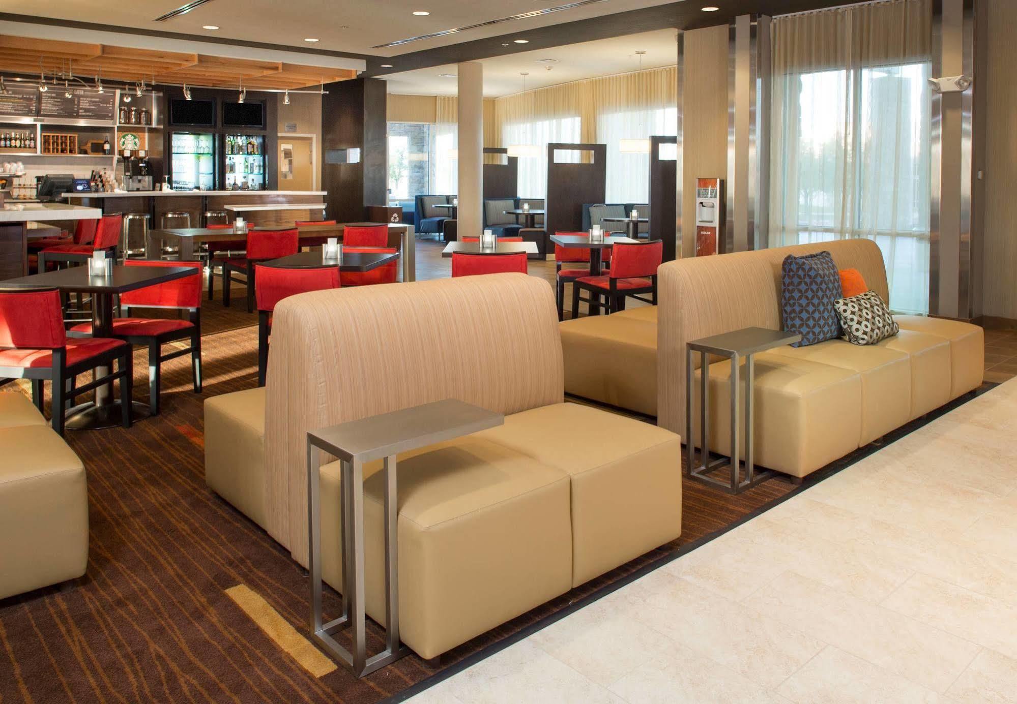 Courtyard By Marriott Dallas Midlothian At Midlothian Conference Center Kültér fotó