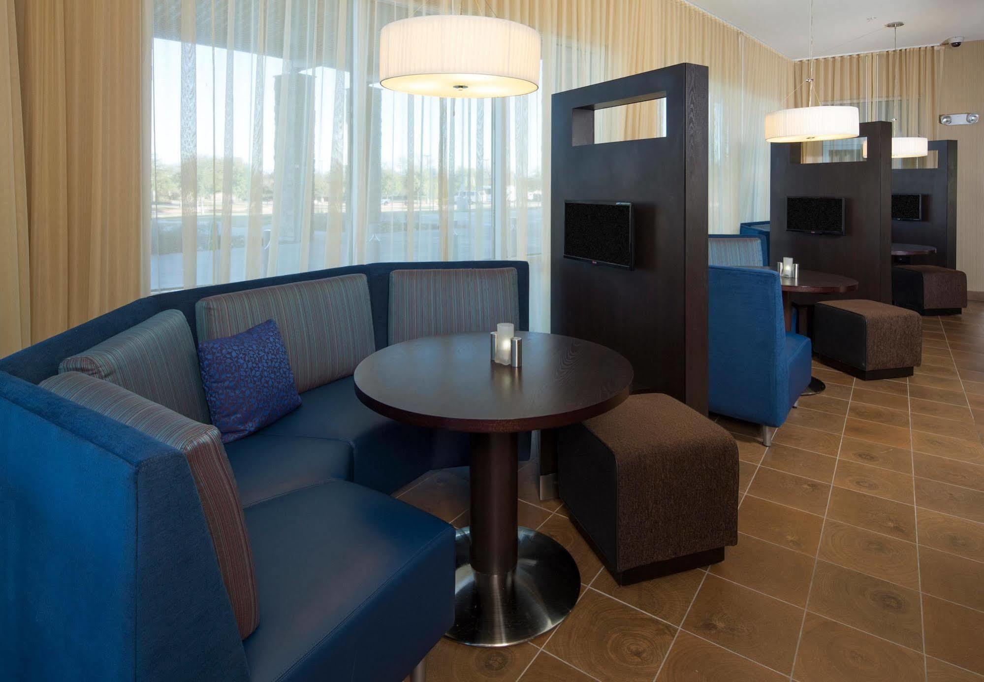 Courtyard By Marriott Dallas Midlothian At Midlothian Conference Center Kültér fotó