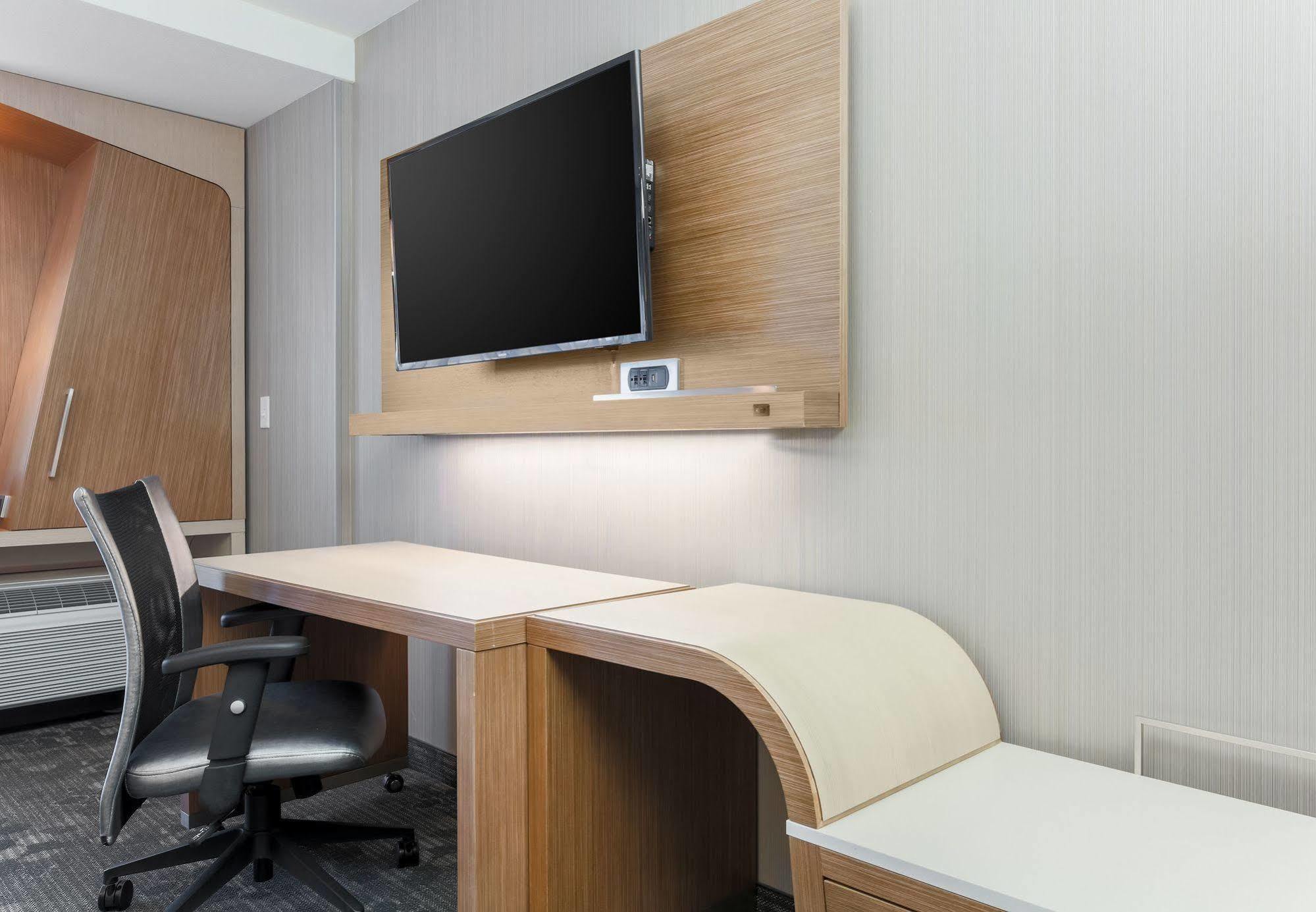 Courtyard By Marriott Dallas Midlothian At Midlothian Conference Center Kültér fotó